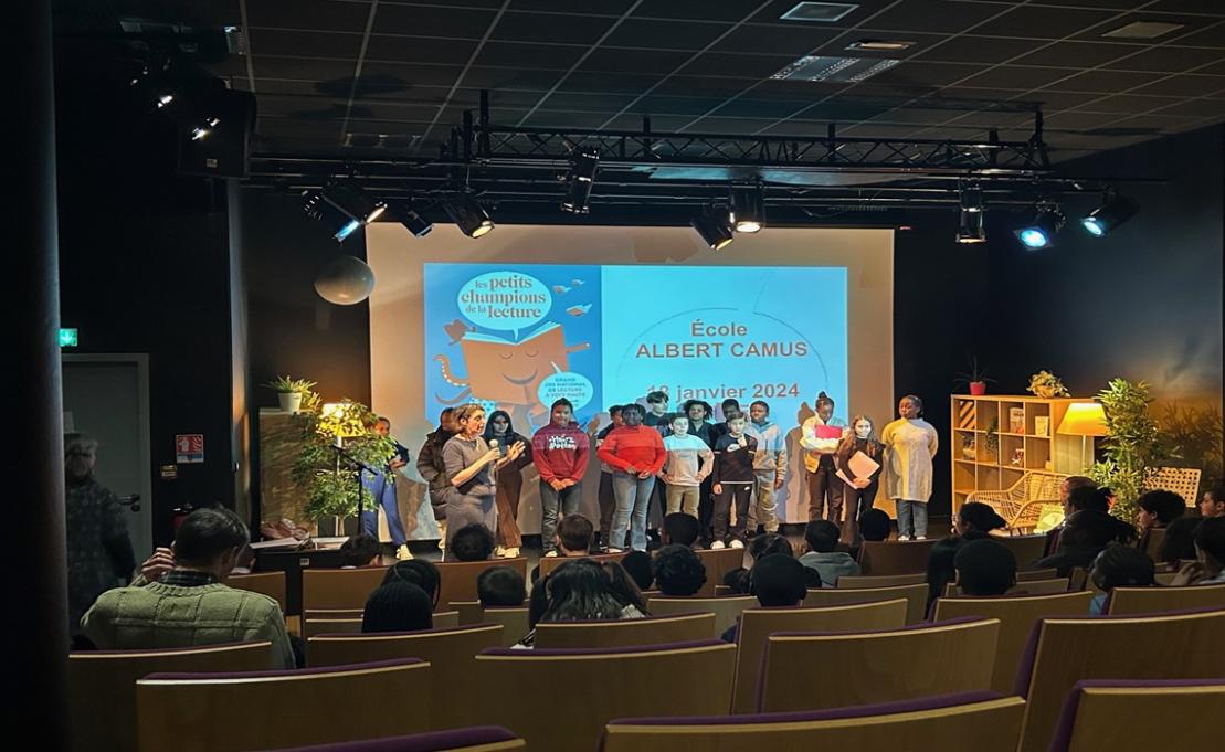 Petits champions de la lecture, finale de l'école Camus de Créteil